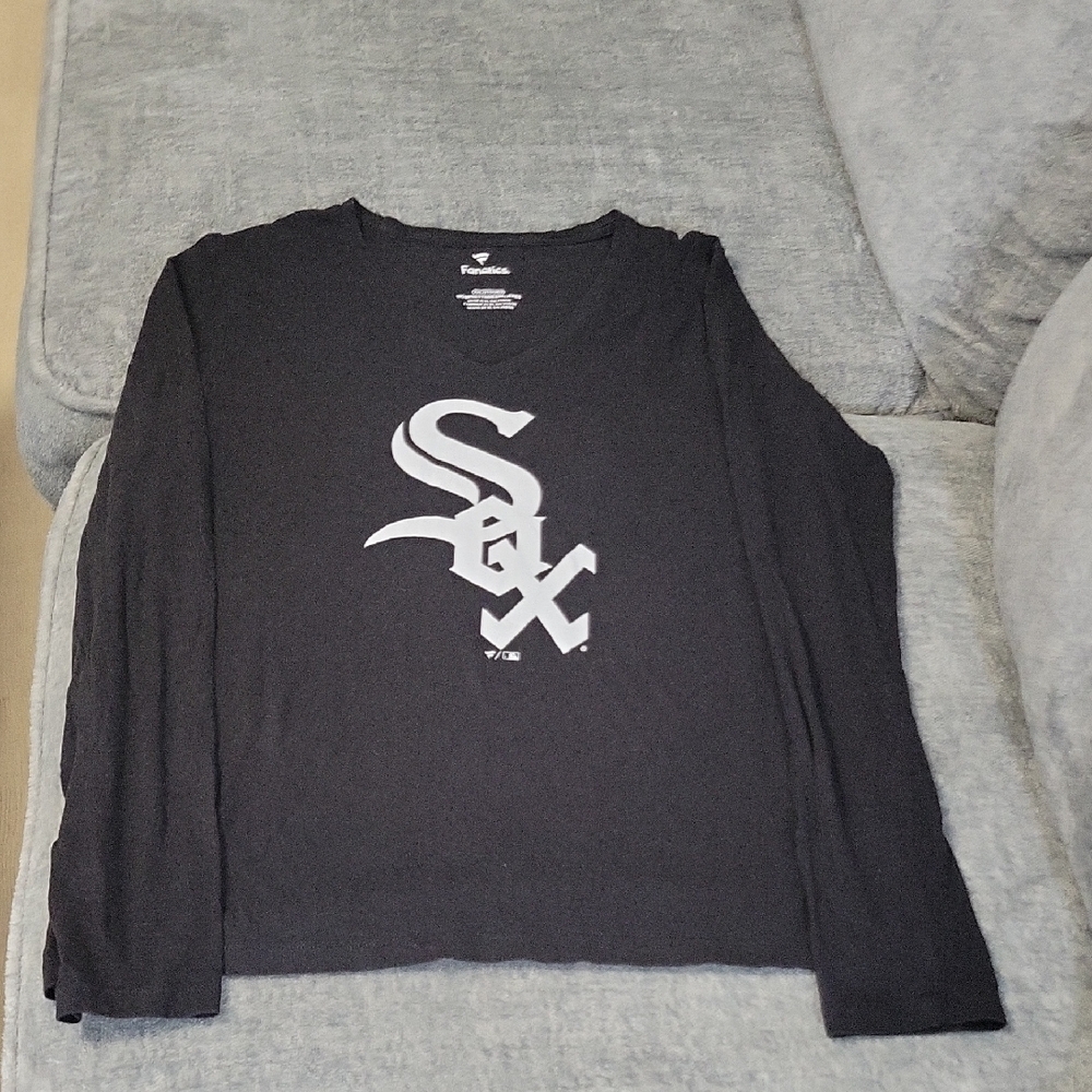 Fanatics Black Women's Shirt with Chicago White Sox Logo XXL